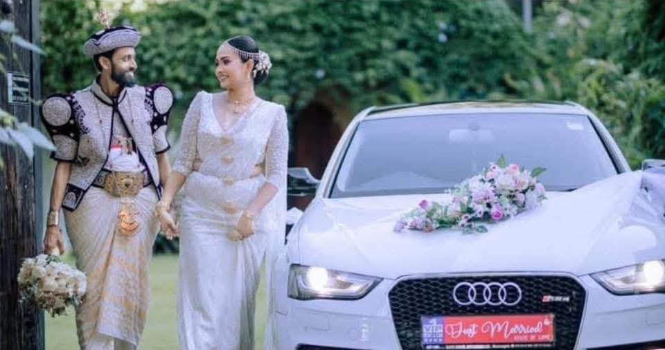 Vintage Wedding Car Hire Sri Lanka - Classic Rolls Royce